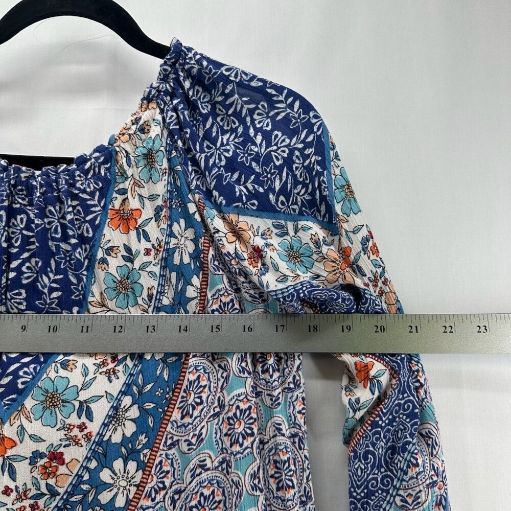 Lola P. Top Size L Peasant Boho Floral Blouse Shirred Tasseled Slit Sleeve Blue - Picture 8 of 10
